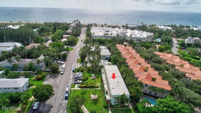 Building Photo - 1 br, 1 bath Condo - 1006 Casuarina Rd Apt 7