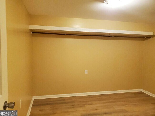 Foto del edificio - 2549 Dogwood Hills Ct