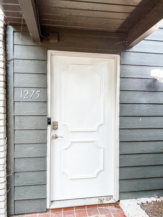 Foto del edificio - 1277 Goodwin Rd NE