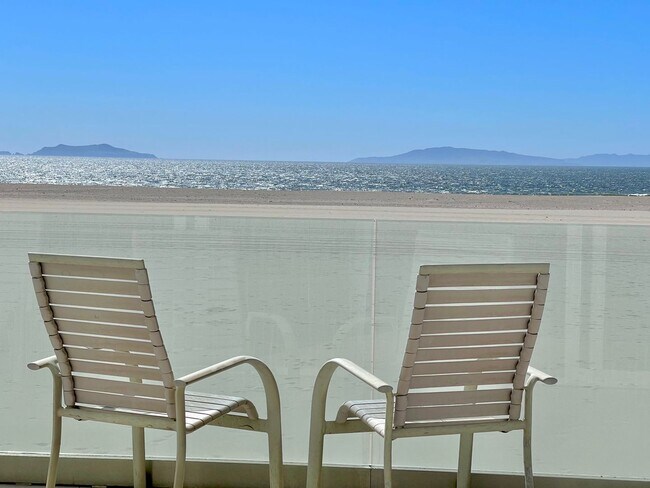 Foto del edificio - 3525 Ocean Dr