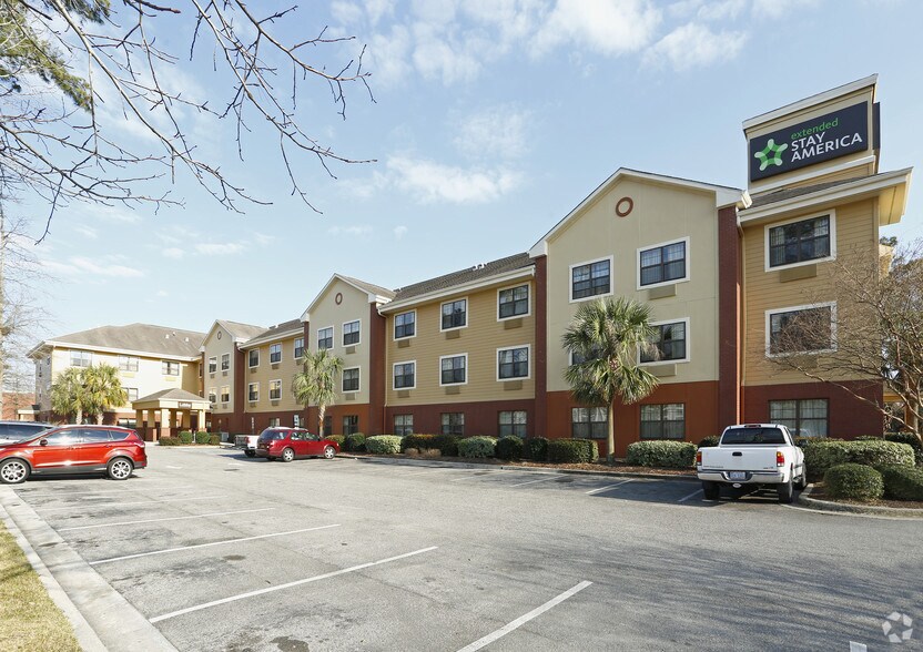 Furnished Studio - Wilmington