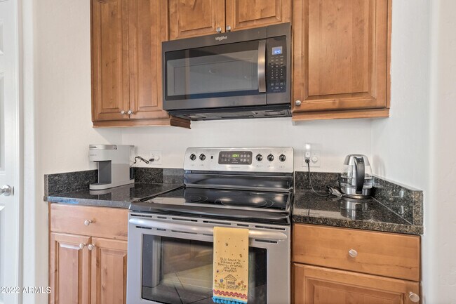Foto del edificio - 3236 E Chandler Blvd