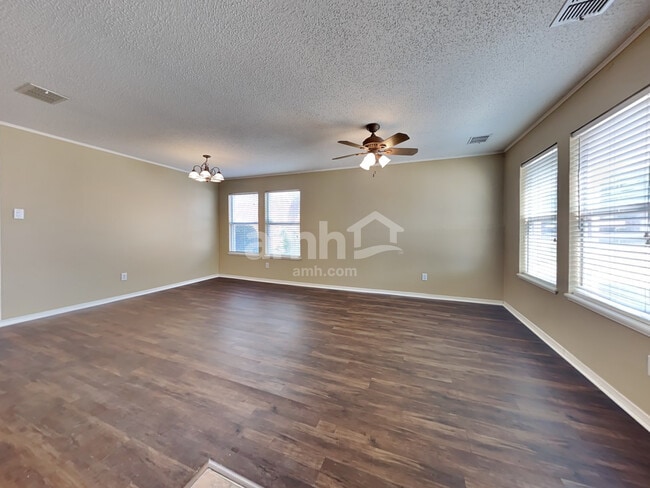 Building Photo - 2313 Birch Drive