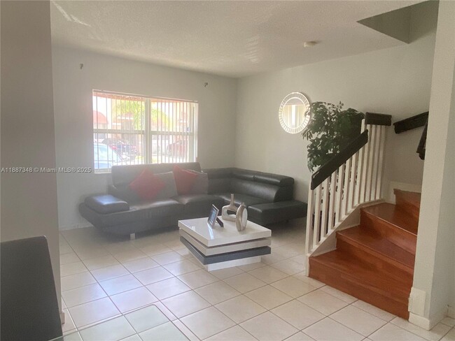 Foto del edificio - 6256 SW 139th Ave
