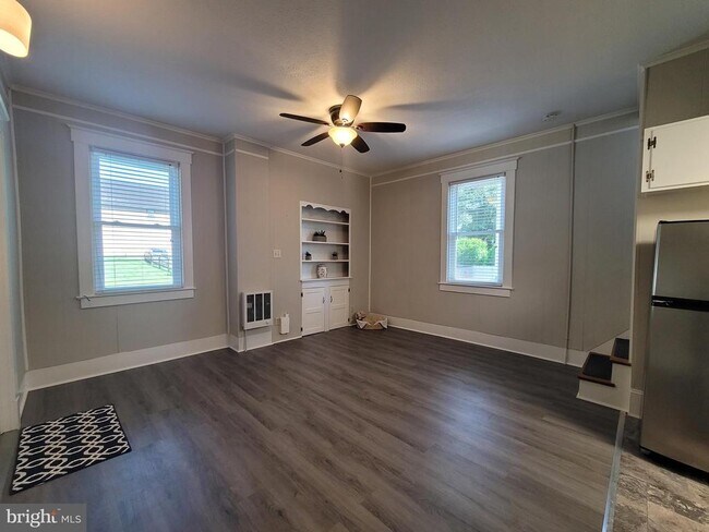 Foto del edificio - 537 N Loudoun St