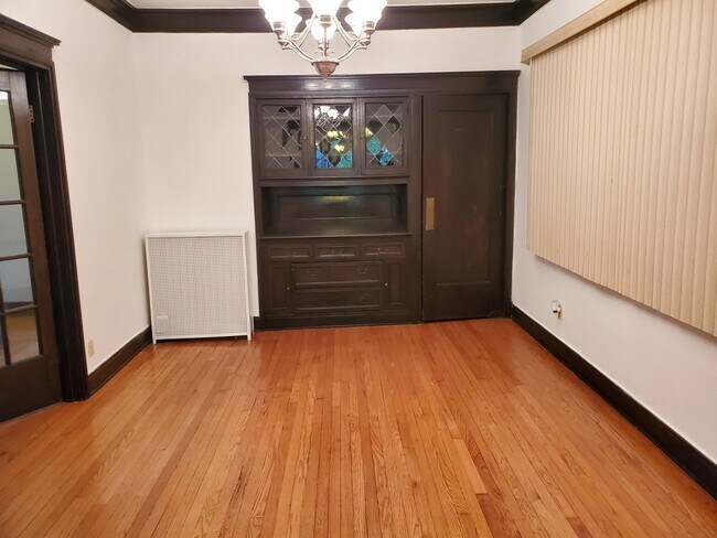 Foto del edificio - 5720 S Kenwood Ave
