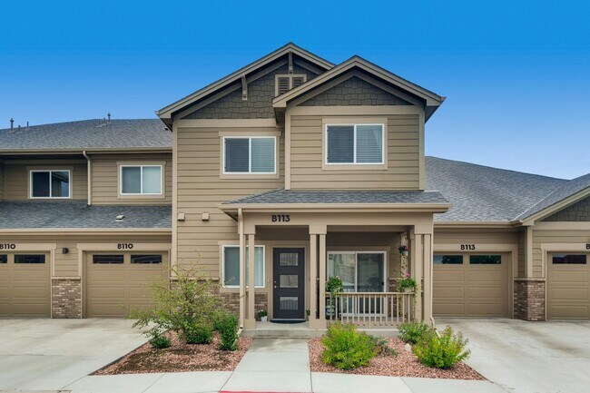 Foto del edificio - Beautiful 2 Bed 2 1/2 Bath Townhome in Fort Collins!