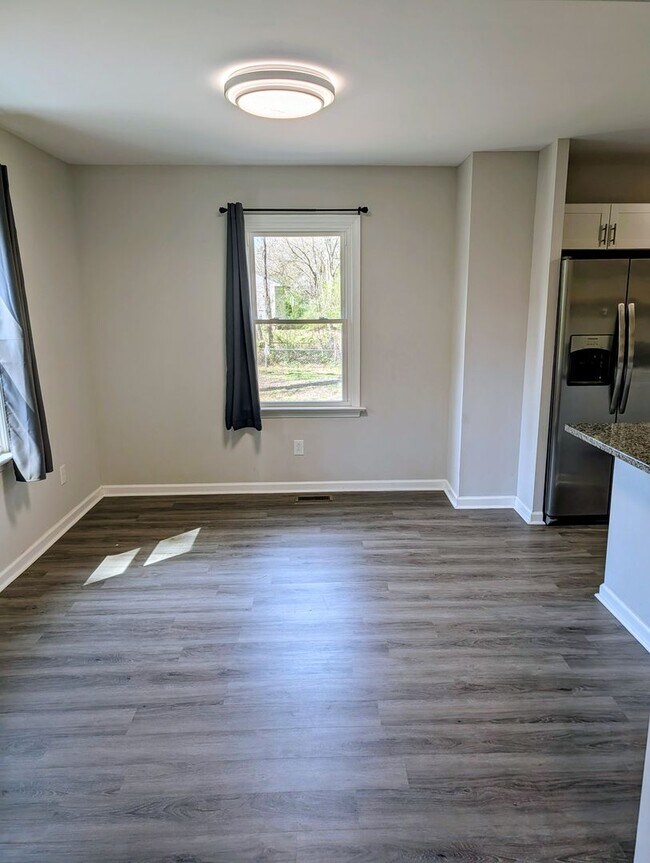 Foto del edificio - POCAHONTAS VILLAGE