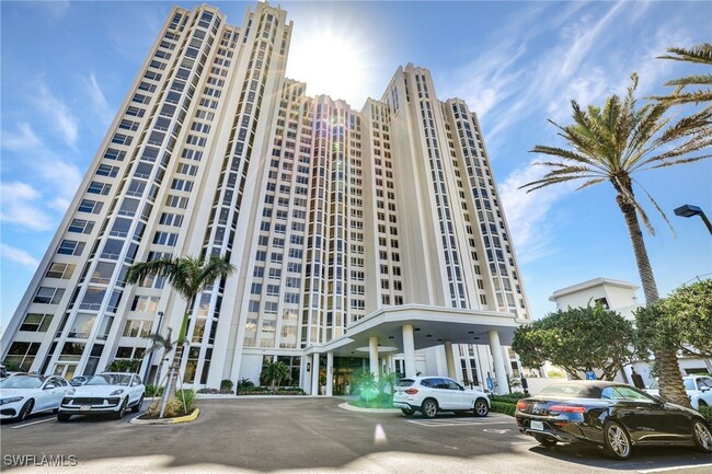 Foto del edificio - 6849 Grenadier Blvd