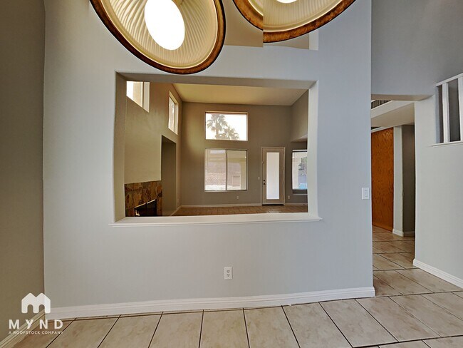 Foto del edificio - 245 Farlin Cir