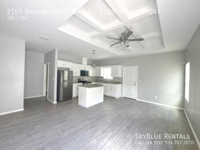 Building Photo - 2105 Davenport St