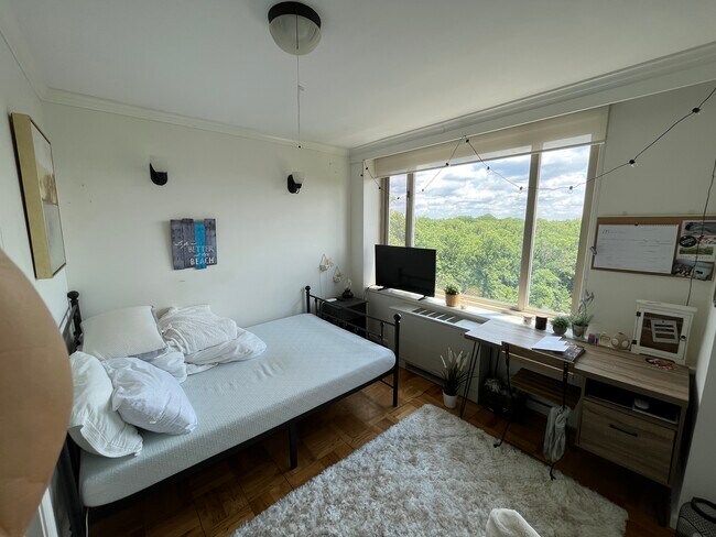 Dormitorio 3 - 4301 Massachusetts Ave NW
