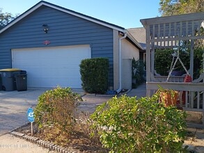 Building Photo - 5561 Mariners Cove Dr