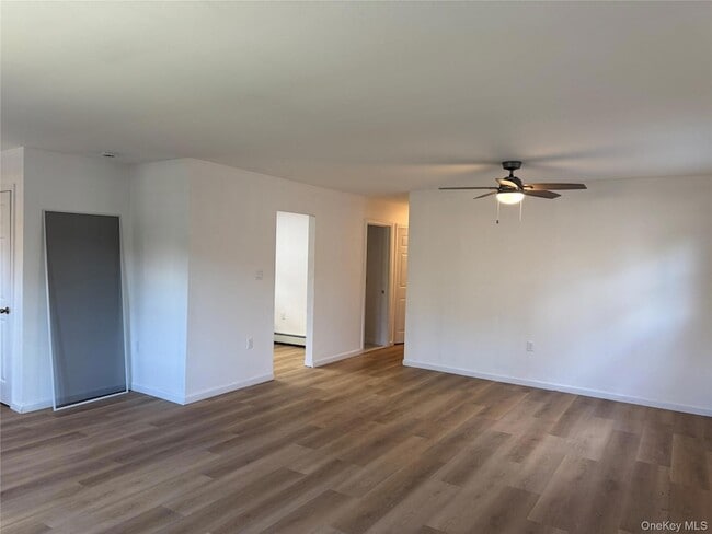 Foto del edificio - 542 E Pine St