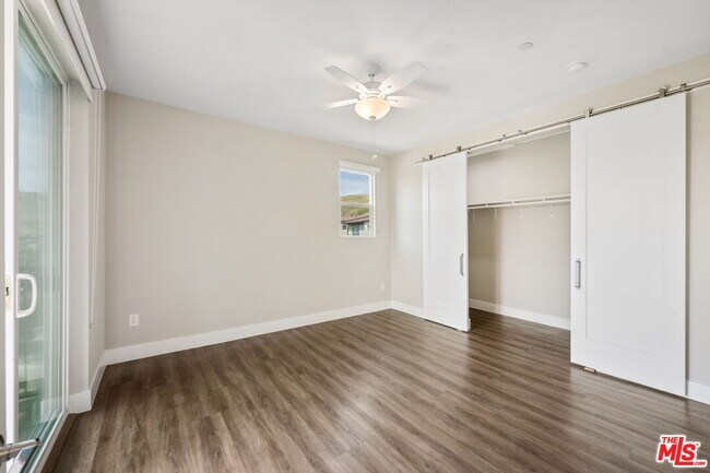 Building Photo - 4394 Paxton Pl
