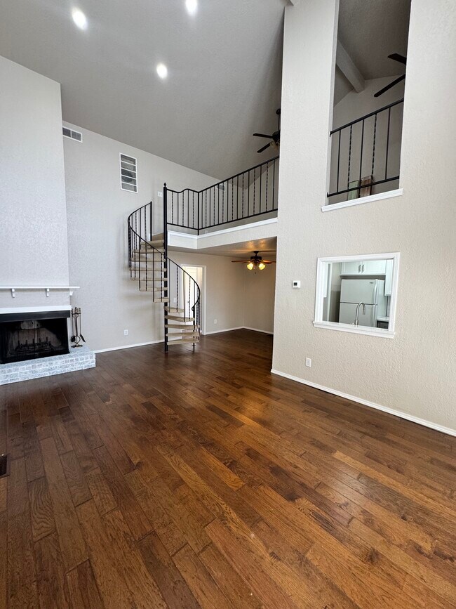 Foto del edificio - 405 Sundance Ln