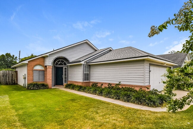 Foto del edificio - 1531 Slash Pine Ct