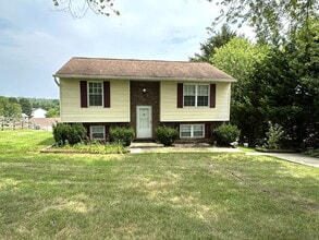 Building Photo - 317 Luther Dr