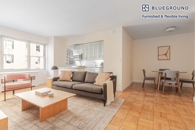 Building Photo - 30 Park Ave