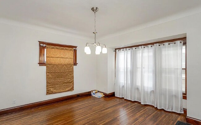 Building Photo - 1019 Radcliffe Dr