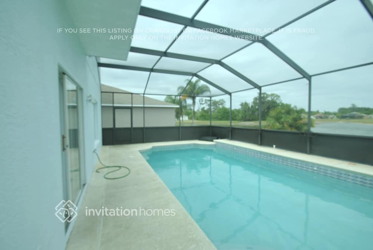 Foto del edificio - 11808 Brenford Crest Dr