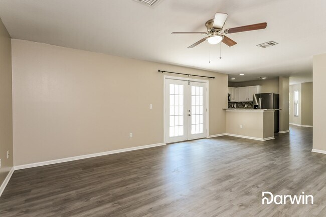 Foto del edificio - 449 Danube Dr, Poinciana, FL 34759