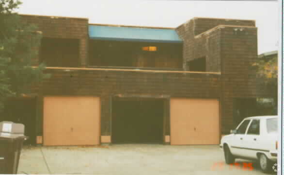 Building Photo - 186 Sierra Dr