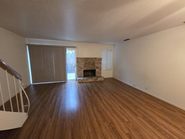 Foto del edificio - Cozy, Quiet Condo