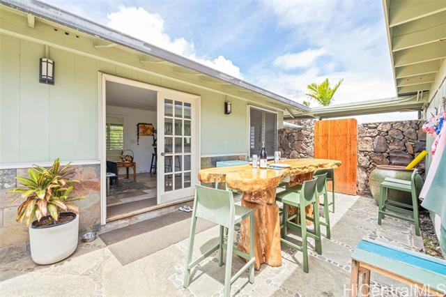Building Photo - 337 N Kainalu Dr