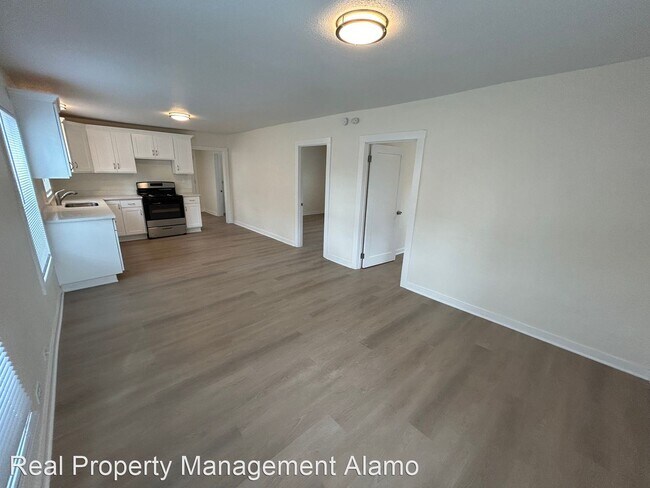 Foto del edificio - 2 br, 1 bath House - 215 Verne St