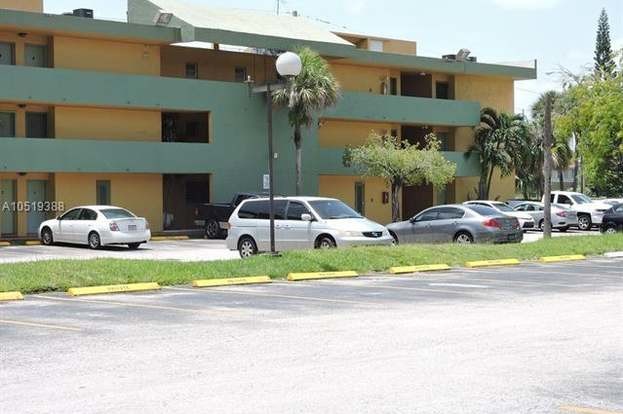 Foto principal - 8801 W Flagler St
