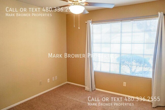 Building Photo - 3641 W Linda Ln