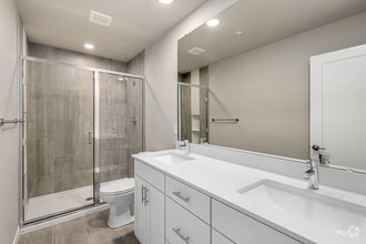 Building Photo - 6624 NE 187 Ct