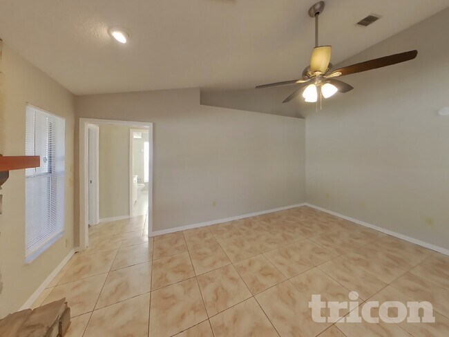 Foto del edificio - 14638 Coronado Dr