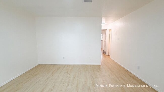 Building Photo - 5005 Avenue W