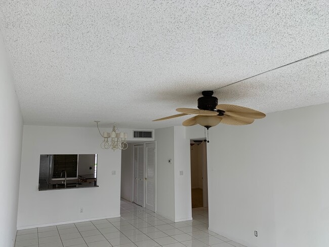 Photo - 777 S Federal Hwy Apartment