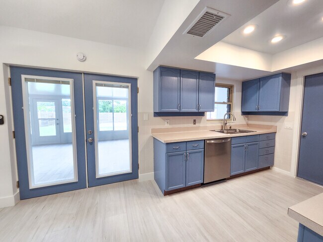 Building Photo - 7413 118th Dr