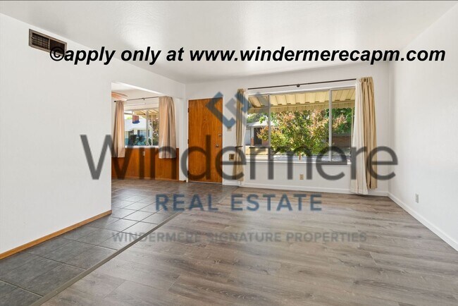Foto del edificio - Vintage Charm Meets Modern Comfort – 1 Bed...