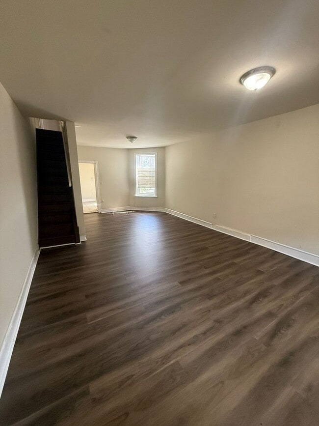 3 BED 1.5 BATH HOME FOR RENT. - 3 BED 1.5 BATH HOME FOR RENT.