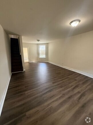 Building Photo - 5735 Cherry St