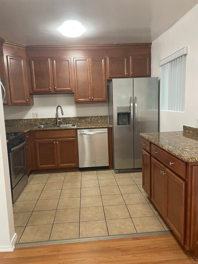 Foto del edificio - 1520 Venice Blvd