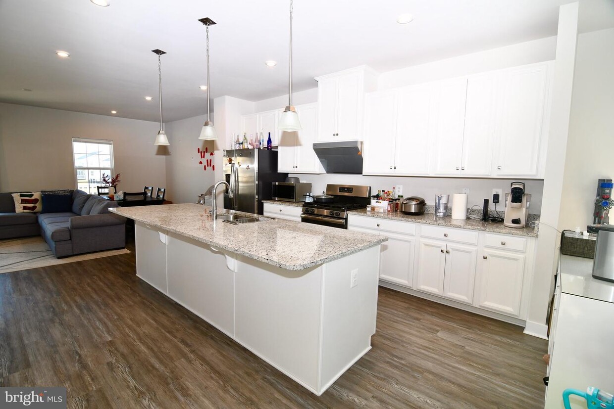 Foto principal - 615 Judy Way