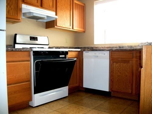 Building Photo - Beautiful 3 bedrooms condo in South San Diego