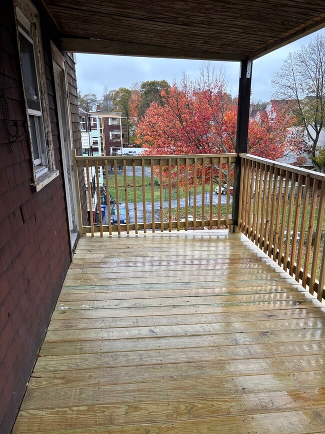 Building Photo - 46 Evelyn St