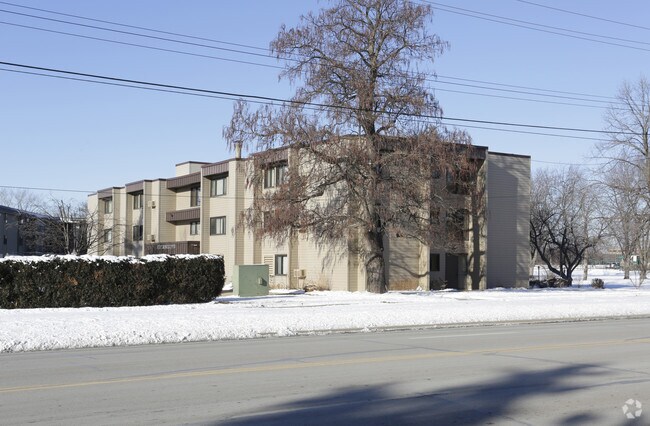 Building Photo - Catalpa Village