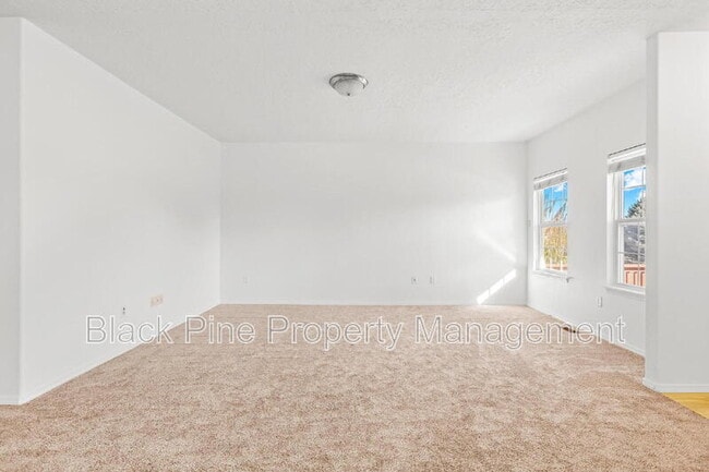 Building Photo - 8958 W Stirrup St