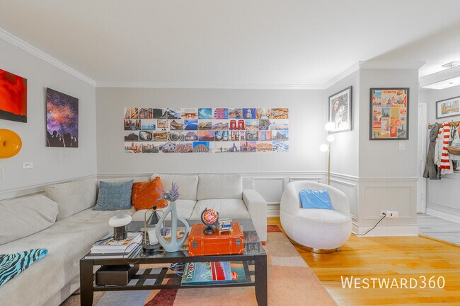 Foto del edificio - 2336 N Commonwealth Ave