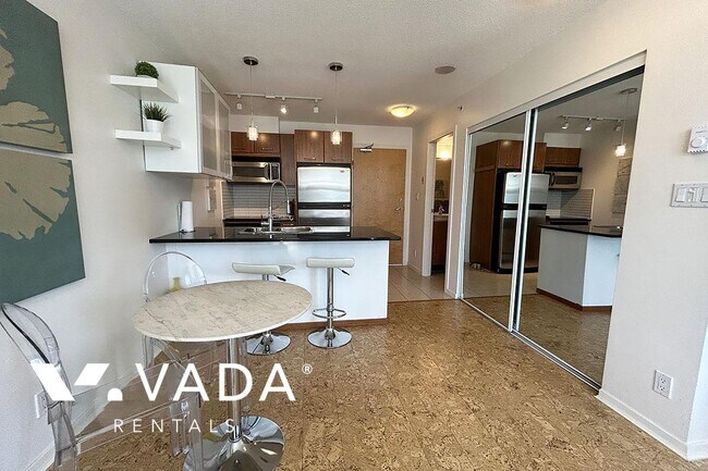 Photo du bâtiment - Brava Studio Rental 1507-1155 Seymour St Vancouver: VADA