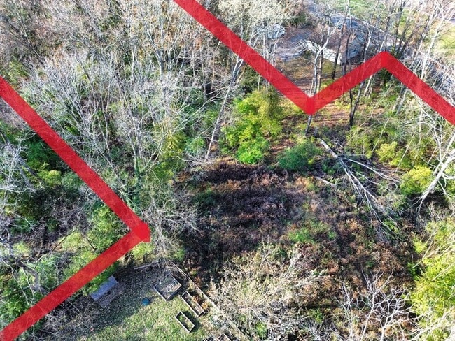 Building Photo - 7249 State Rd