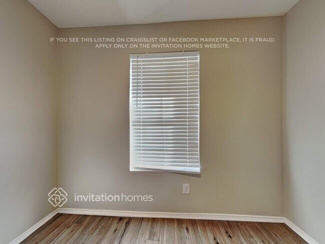 Foto del edificio - 1509 Queens Brook Ln